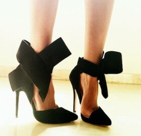 Bow Pump by Amina Abdul Jillil