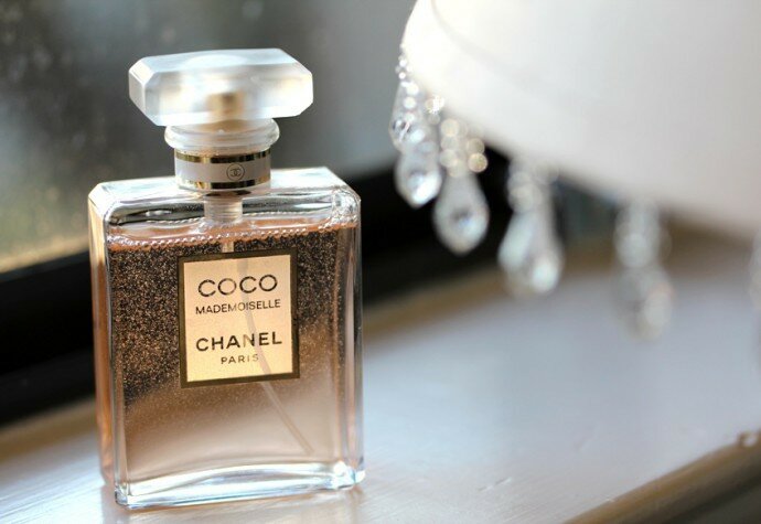 coco-chanel-perfume-690x475